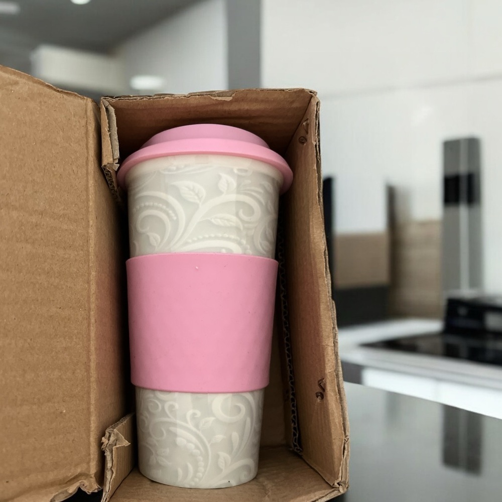 NIB Ceramic Coffee Mug - Picture 4 of 4